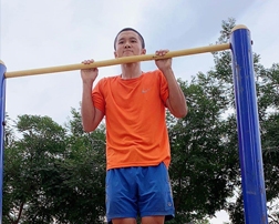 引体向上训练